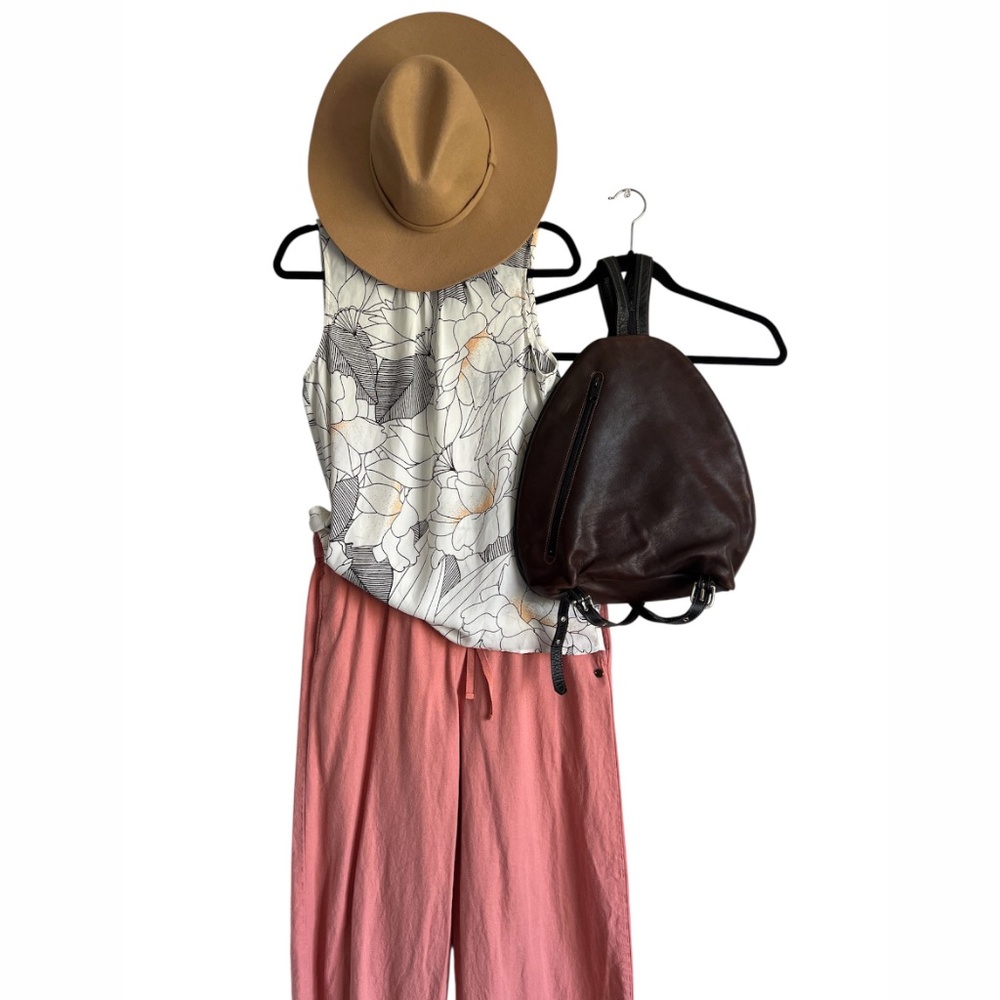 Abstract flower print sleeveless top